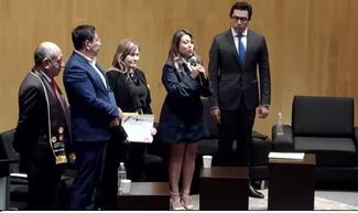Entraron como delincuentes y salieron de prisión como abogados; son factor de reinserción social