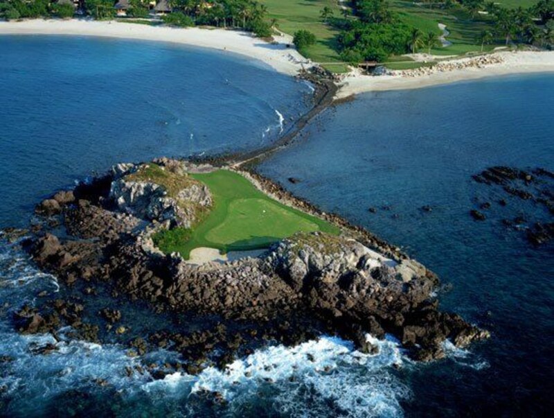 Campo de golf en una isla