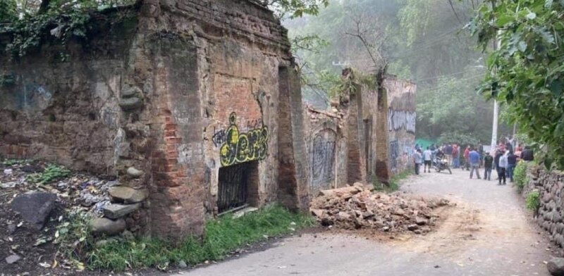 Deslave en la ladera de un cerro en Medellín, Colombia