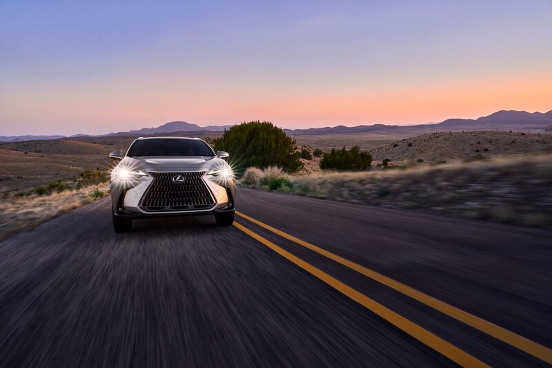 Lexus NX 2022: el SUV compacto de lujo que te llevará a donde quieras con estilo