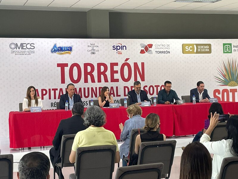 Presentación del proyecto "Torreón, Capital Mundial del Sotol".