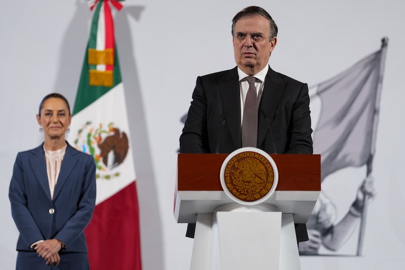 El titular de la Secrearía de Economía, Marcelo Ebrard señaló que pese a la imposición arancelaria a aluminio y acero, el país no ha registrado cancelación de inversiones