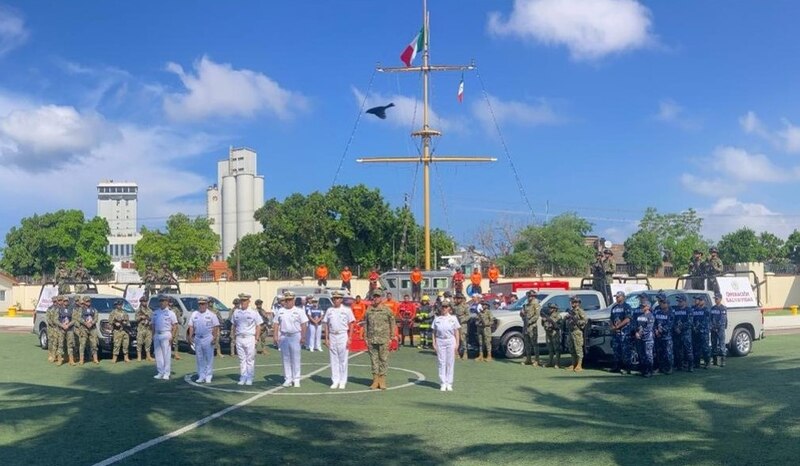 Entrega de equipo a la Secretaría de Marina