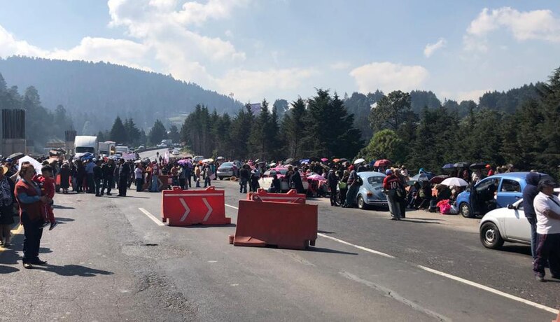 Caravana de migrantes centroamericanos avanza hacia la frontera con Estados Unidos