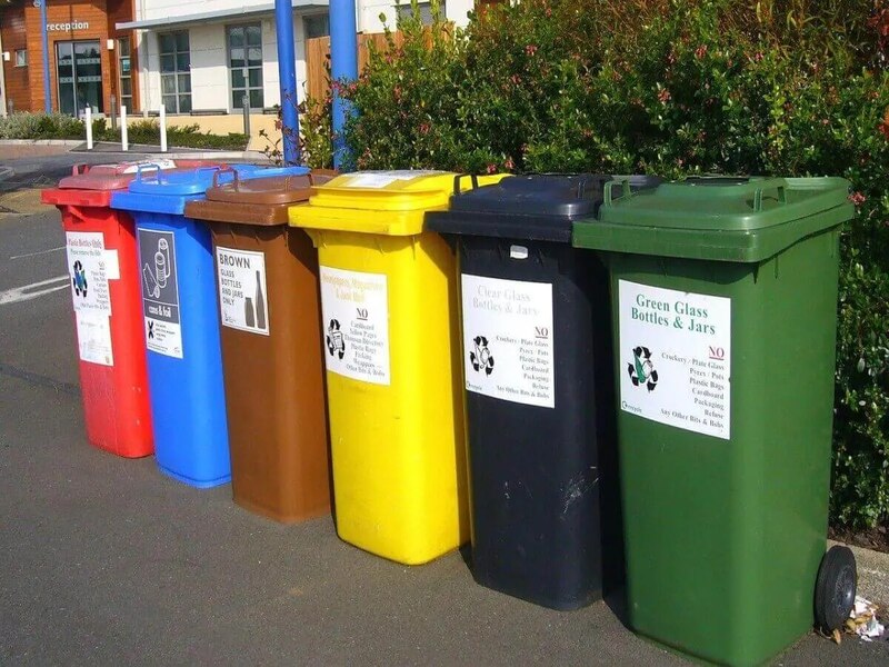 Contenedores de reciclaje