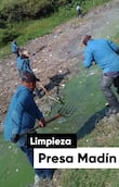 Realizan labores de limpieza y conservación de la Presa Madín, en Atizapán de Zaragoza