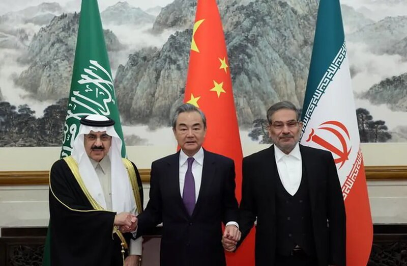 Ministros de Relaciones Exteriores de China, Irán y Arabia Saudita se reúnen en Pekín