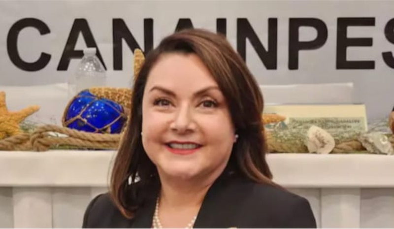 La presidenta de Caninphes, Ana Isabel López, durante una rueda de prensa.