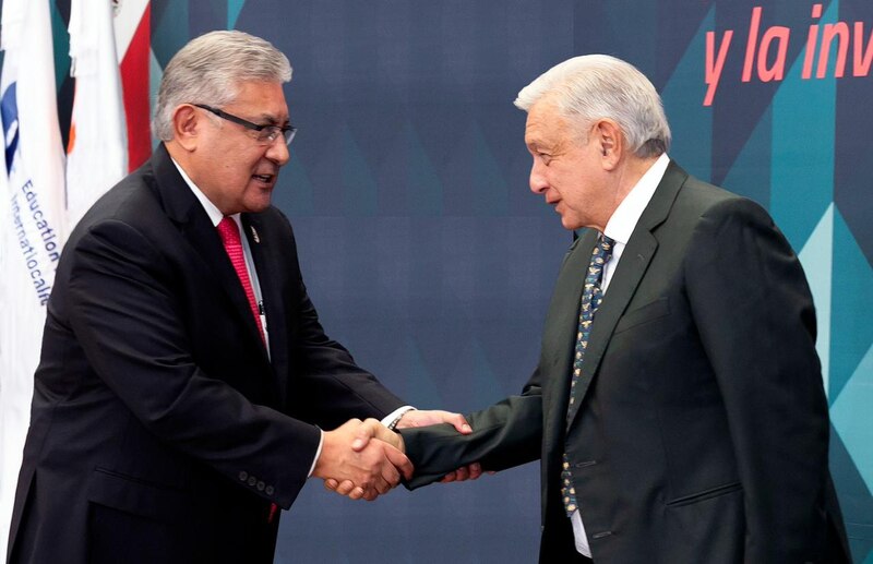 El presidente López Obrador se reúne con el gobernador de Oaxaca, Alejandro Murat.