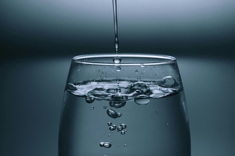 Fotografía de un vaso de agua