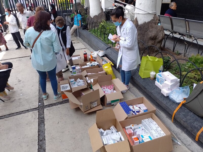Jornada de entrega de medicamentos gratuitos en la Ciudad de México