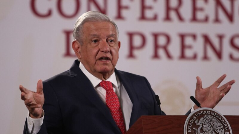 El presidente Andrés Manuel López Obrador da una conferencia de prensa.