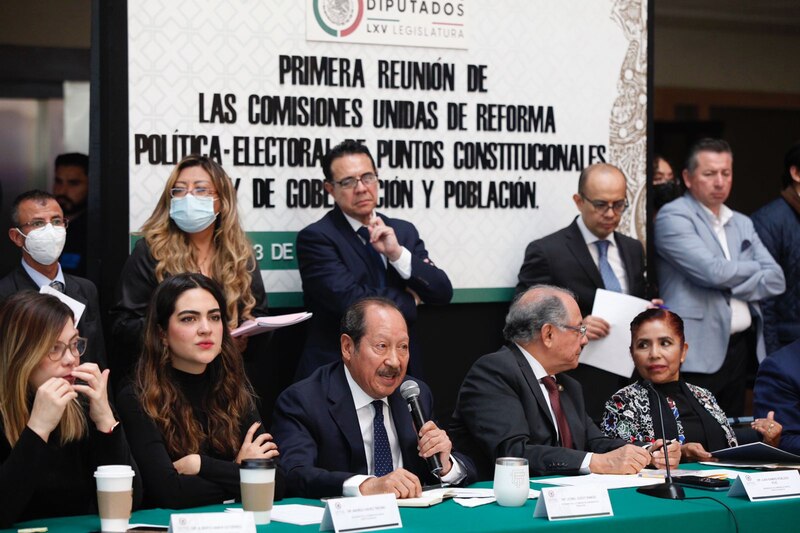 Reunión de las comisiones unidas de reforma político-electoral