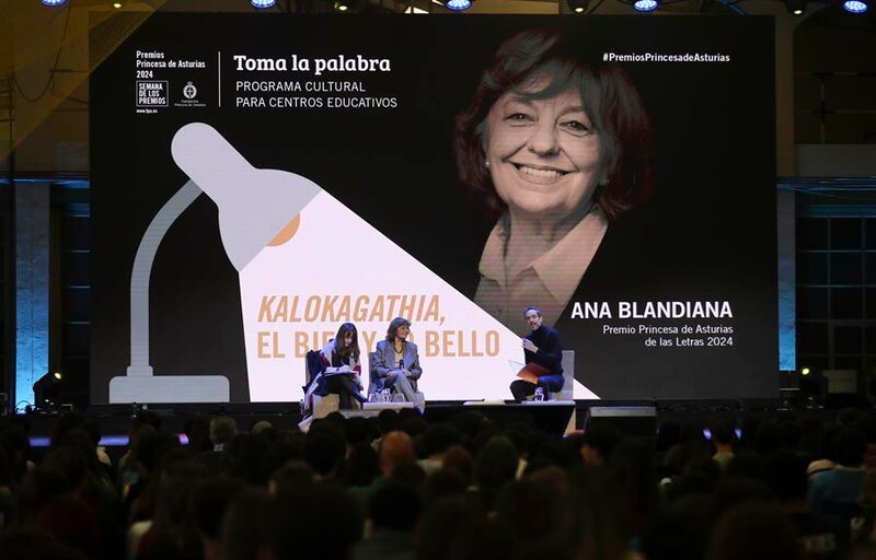 Blandiana explicó que "siempre se ha sentido libre para escribir", pero el problema residía "cuando quería publicar" lo que había firmado.