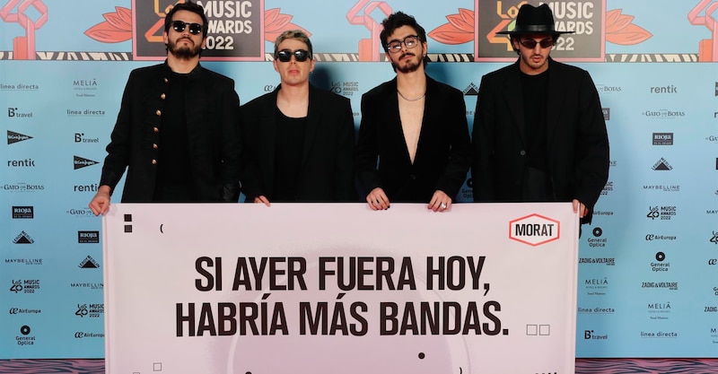 Morat en la alfombra roja de los Premios Dial 2022