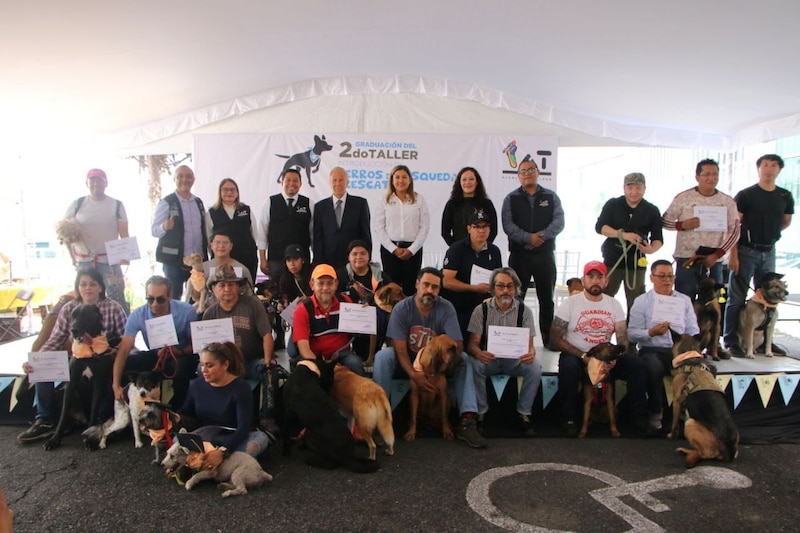 Graduación del 2do Taller de Perros de Rescate