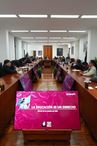 Mario Delgado llama a sumar esfuerzos entre Ejecutivo y Legislativo para fortalecer la educación en México