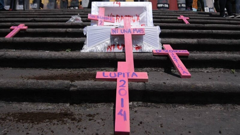 Title: Marcha contra la violencia de género en México