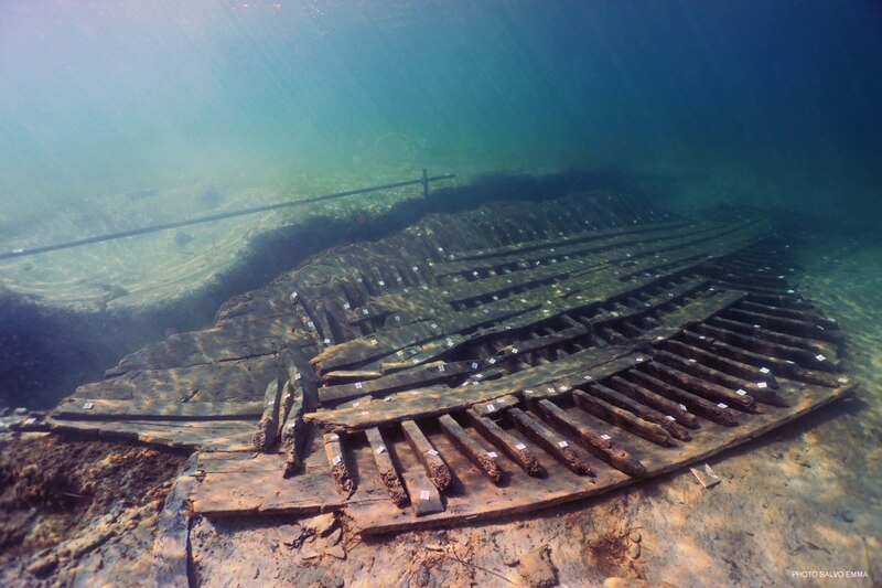 pecio, barco, hundido, mar, agua, restos, arqueología, historia, pasado, naufragio