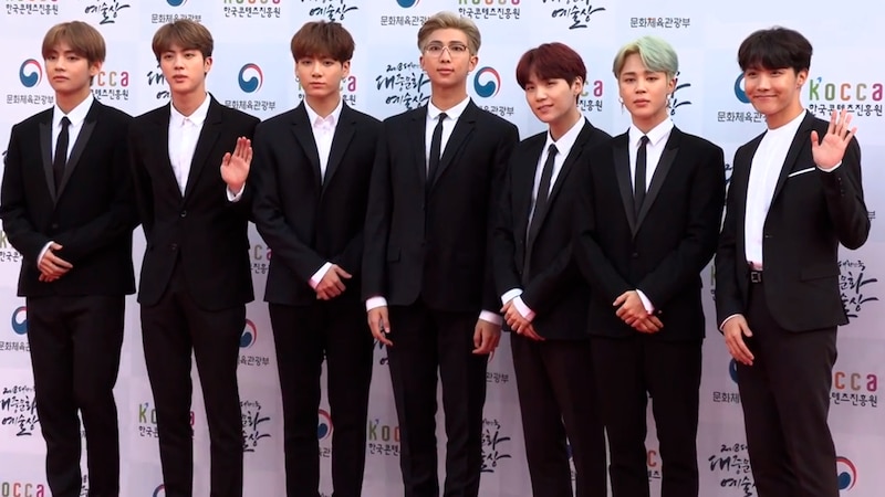 BTS en la alfombra roja de los MAMA 2018