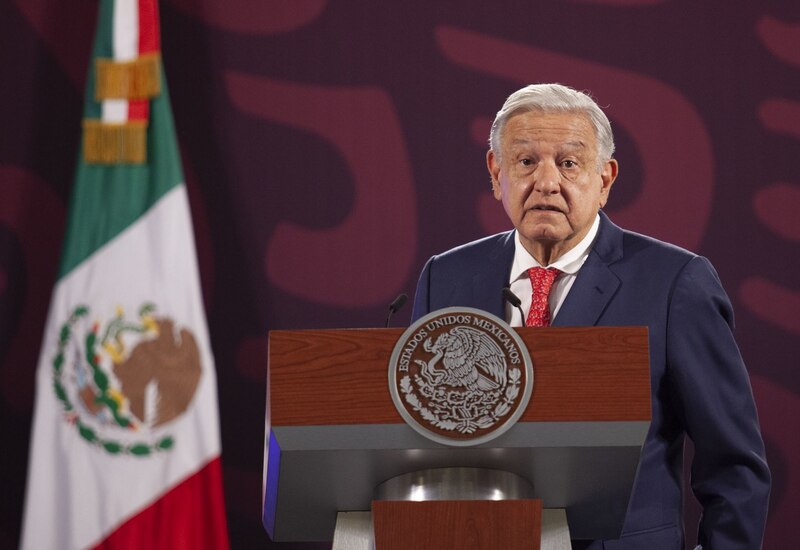 El presidente Andrés Manuel López Obrador da un discurso.