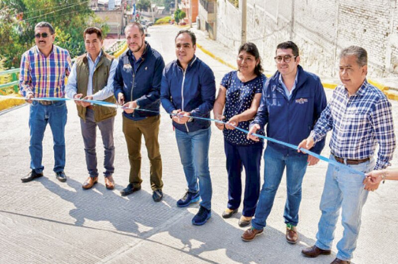 Inauguración de la calle X en la colonia Y