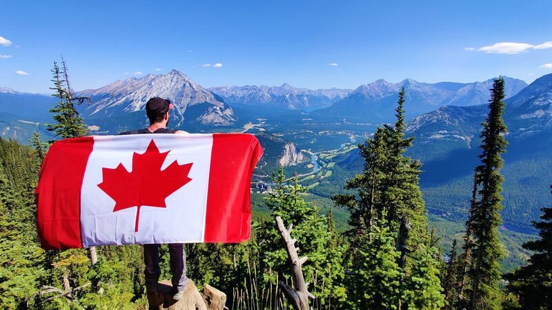 ¡Un hombre en la cima del mundo!