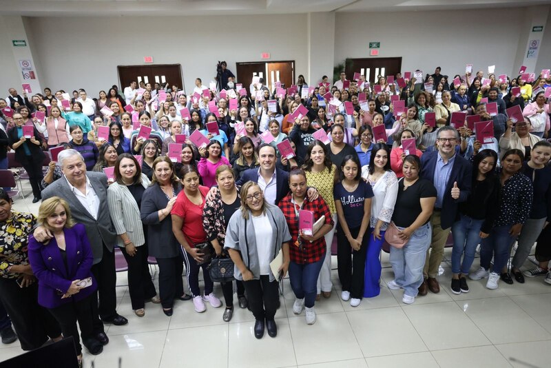 Mujeres empresarias reciben capacitación en marketing digital