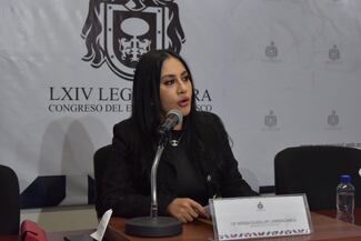 Plantea diputada que la Secretaría de Educación revise mochilas en primarias y secundarias