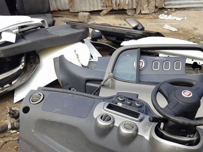 Piezas de repuesto de coche usadas