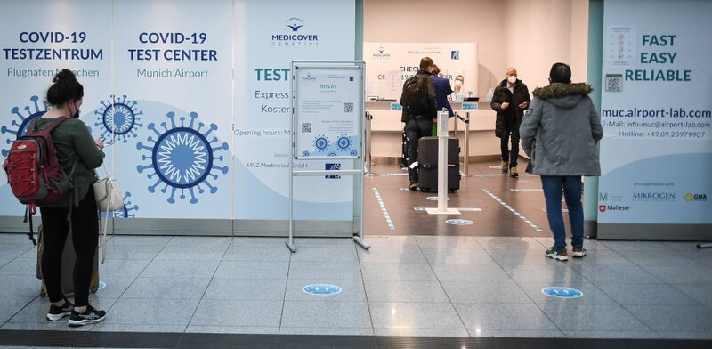 Centro de pruebas COVID-19 en el aeropuerto de Múnich