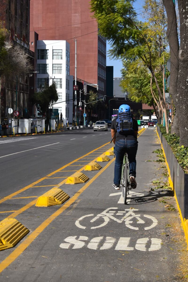 Ciclista en la ciudad
