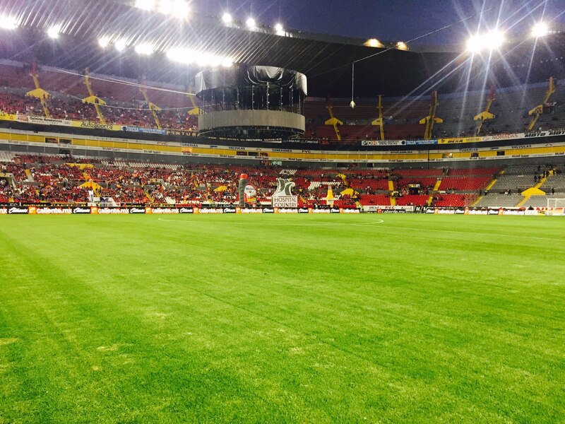 Estadio de fútbol vacío