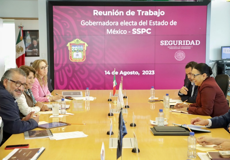 Title: Reunión de trabajo de la gobernadora electa del Estado de México, Delfina Gómez Álvarez, con el gabinete de seguridad estatal