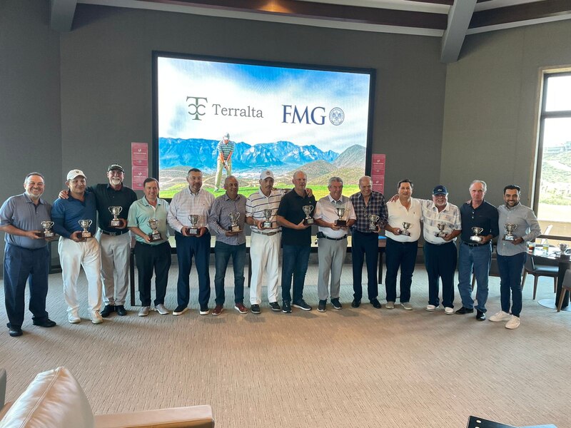Entrega de premios del torneo de golf FMG