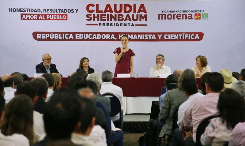 Claudia Sheinbaum, precandidata de Morena a la presidencia de México, en un evento público.