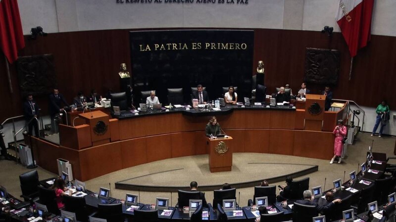 Sesión en el Congreso de la Unión