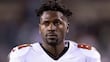 ¿Qué pasó con Antonio Brown?: De receptor estrella de la NFL a ser deportado por intento de homicidio