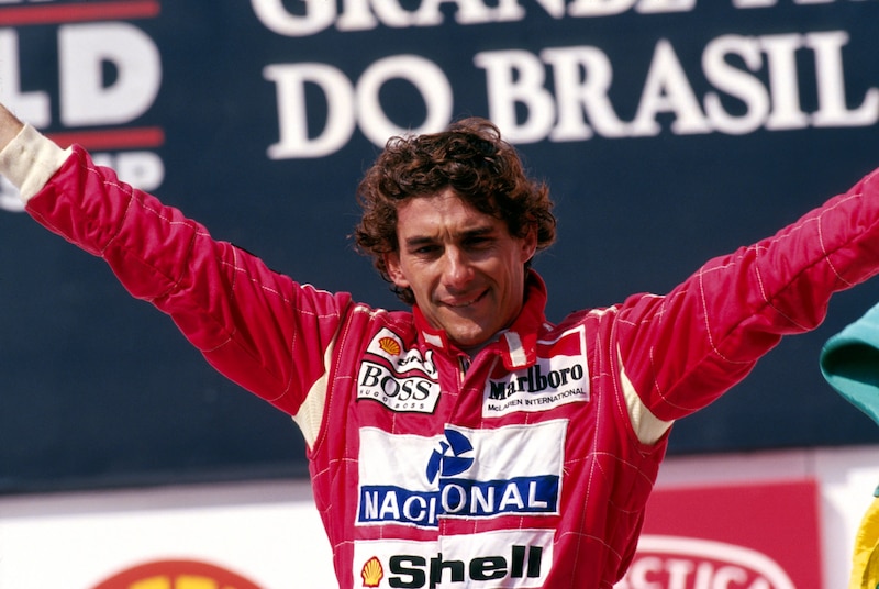 Ayrton Senna celebra su victoria en el Gran Premio de Brasil de 1991
