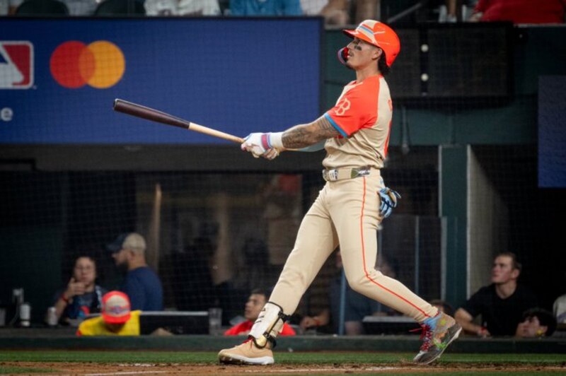 Beisbol, pelotero, bateando, deporte, juego, jugador, uniforme, casco, bate, pelota