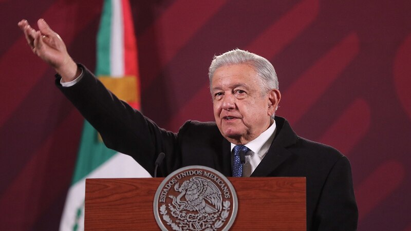 El presidente Andrés Manuel López Obrador pronuncia un discurso.