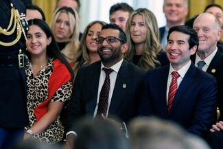 Director del FBI presume la extradición de narcos mexicanos y felicita a Trump por el “gran logro”