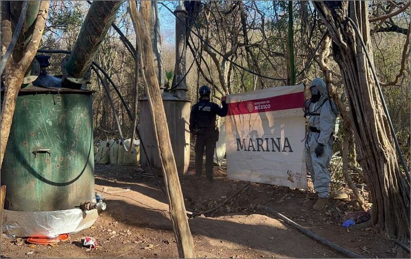 Marina decomisa laboratorio clandestino en Guerrero