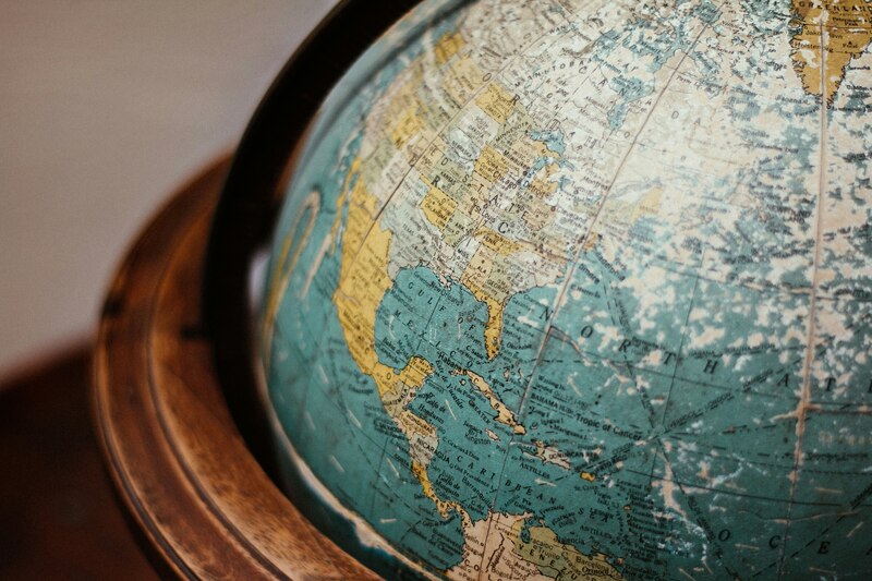 Globo terráqueo enfocando la parte del mapa de México y su Golfo.