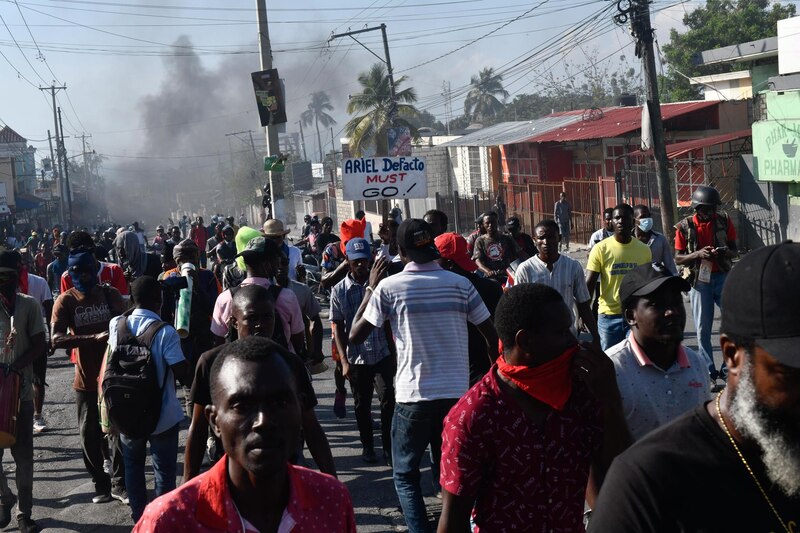 Protestas en Haití exigen la renuncia del primer ministro Ariel Henry