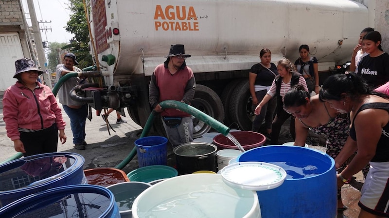 Escasez de agua en una comunidad