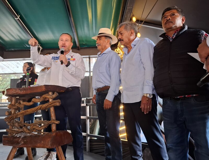 El presidente López Obrador encabeza la ceremonia del Grito de Independencia en el Zócalo de la Ciudad de México