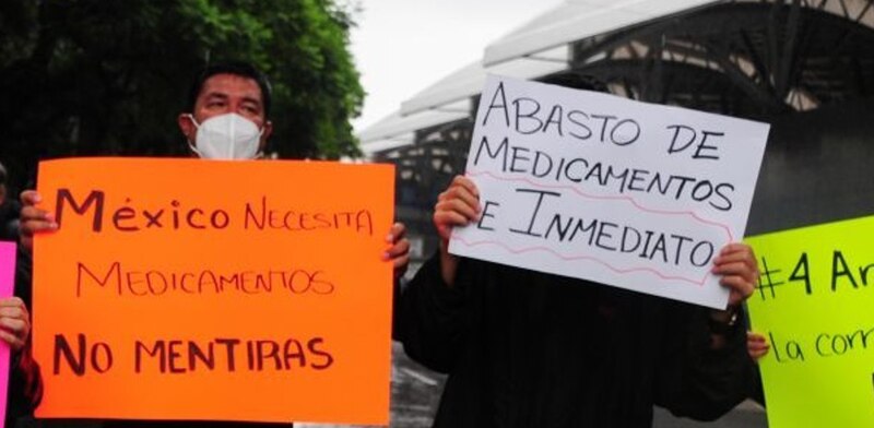 Protesta por la falta de medicamentos en México