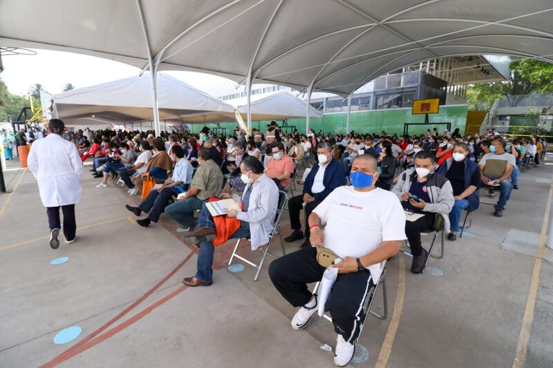Jornada de vacunación contra el COVID-19 en México