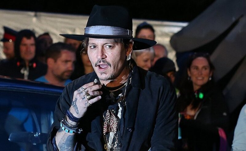 Johnny Depp en el set de rodaje de Piratas del Caribe